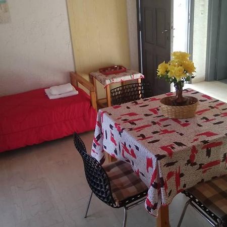 Villas Irene 8 Family Apartments Gournes Gouvon Bagian luar foto