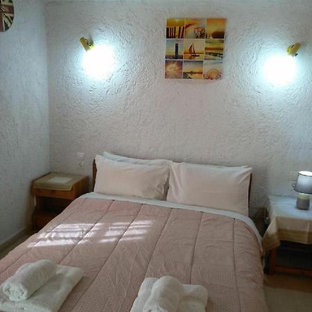 Villas Irene 8 Family Apartments Gournes Gouvon Bagian luar foto